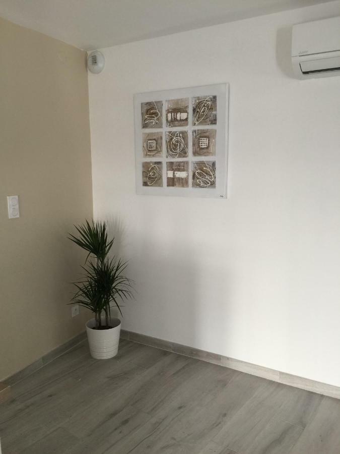 Appartement L'Islois Л'Иль-сюр-ла-Сорг Экстерьер фото
